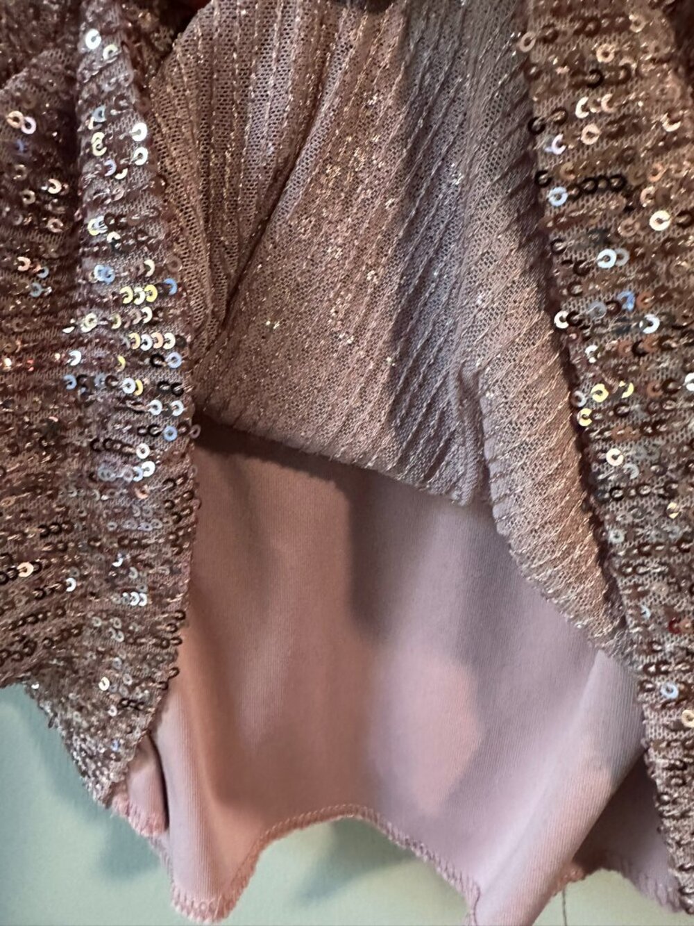 Emerald Sundae XL Rose Gold Sequin Bodycon Cocktail Party Dress - Picture 8 of 8